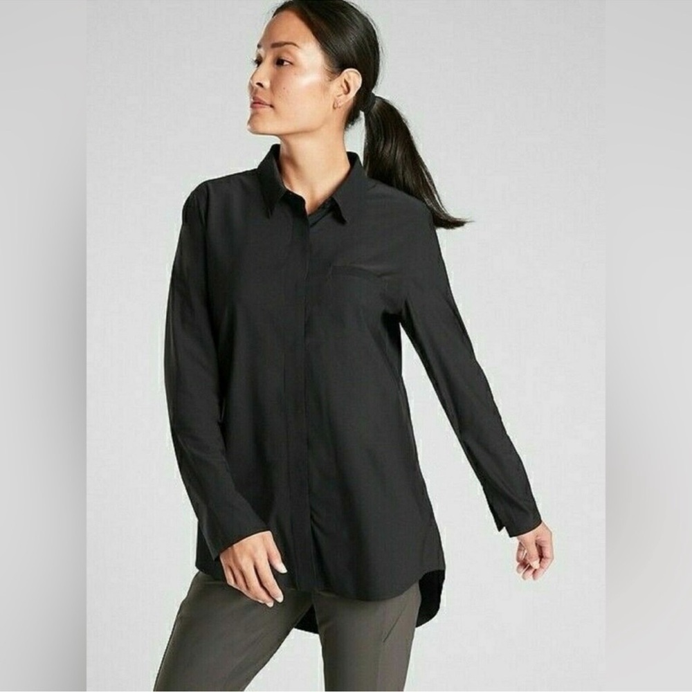 Athleta Urbanite Black Button-Down Collared Shirt | XXS